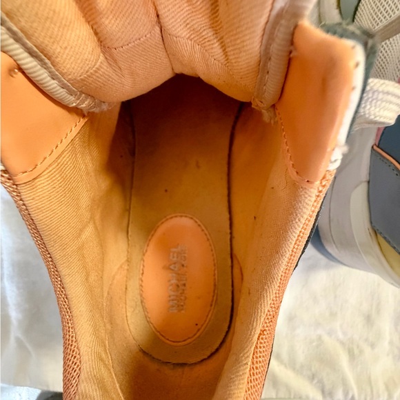 Colorful High-Top Sneakers - Picture 6 of 9